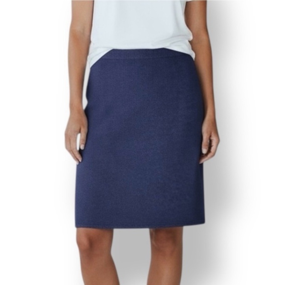 St. John Basics by Marie Gray Vintage Navy Blue Knit Pencil Mini Skirt Size 8